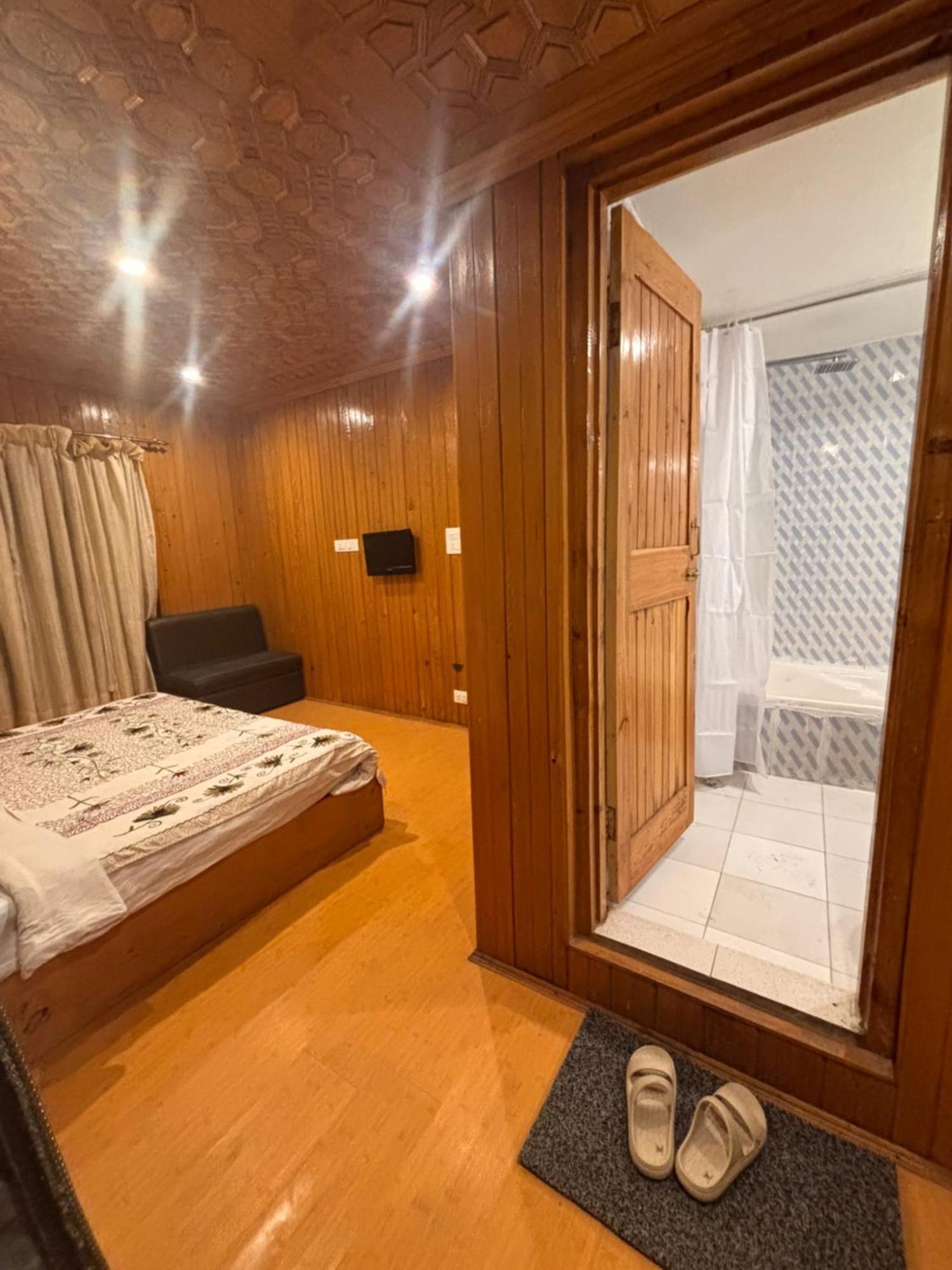 The Pinus Resort Pahalgām Екстериор снимка