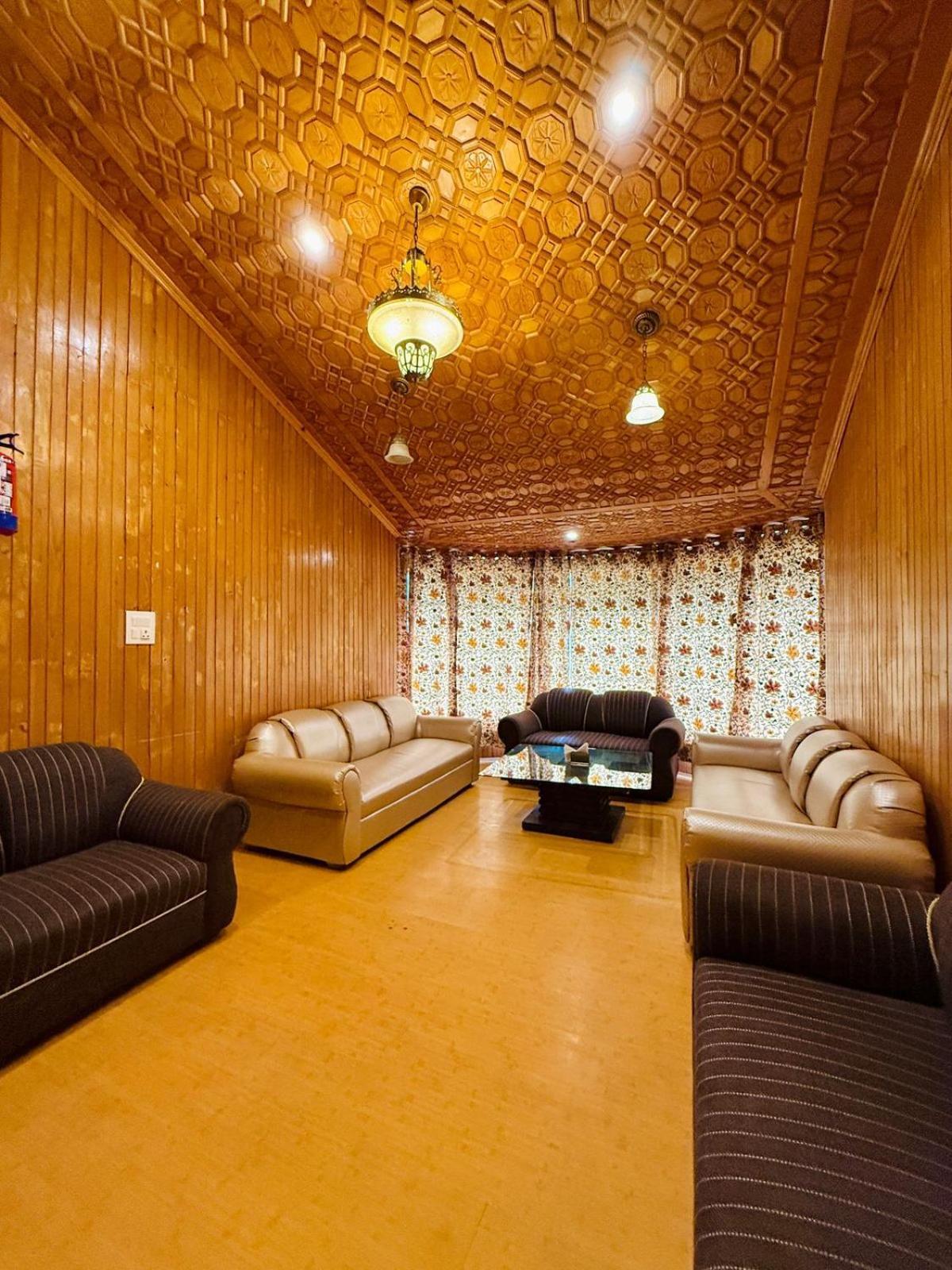 The Pinus Resort Pahalgām Екстериор снимка